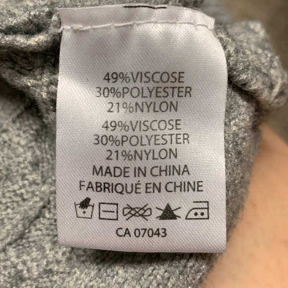 Belldini cable knit sweater - Picture 7 of 8